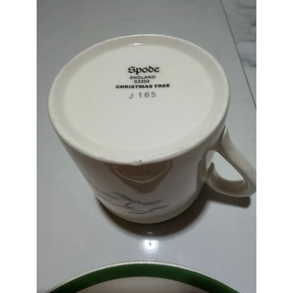 Spode Christmas Tree Pattern Demitasse/Expresso Cups & Saucers 2 Cups / 2 Saucer